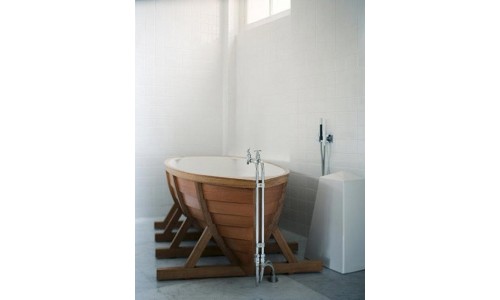 Деревянная ванна-лодка