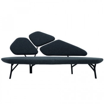Легкий диван со спинкой оригинальной формы