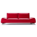 Современный итальянский диван от Calia Italia красного цвета