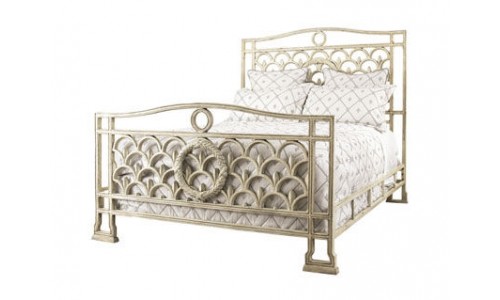 Кровать от дизайнеров Drexel Heritage