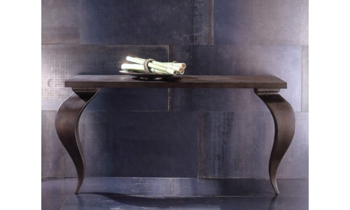 Элегантный консольный стол
