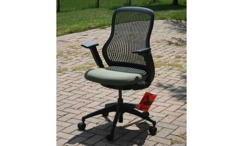 Эргономичное кресло для офиса Knoll