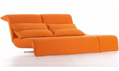 Несколько в одном - оригинально раскладывающийся большой диван