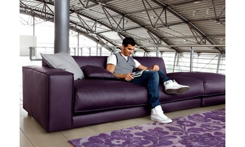 Фиолетовый кожаный диван Блоб