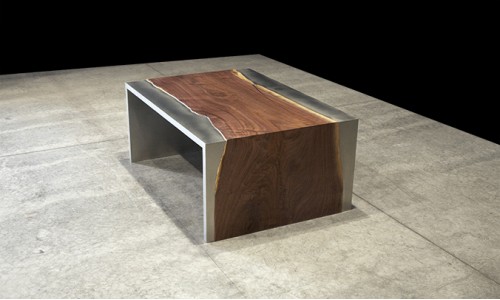 Стальной и деревянный журнальный столик от дизайнеров Johnhoushmand