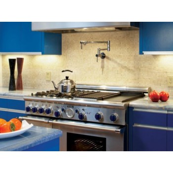 Голубая цветовая гамма для кухни от дизайнера Alia Meyer