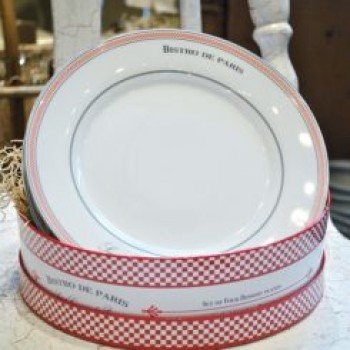 Оригинальный дизайн декоративных тарелок