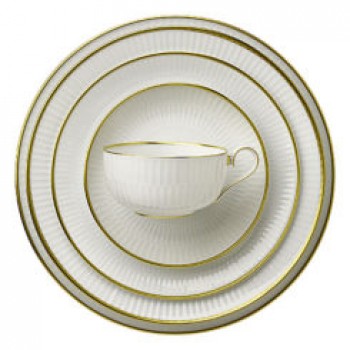 Оригинальный дизайн декоративных тарелок