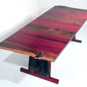 Обеденный стол с твердым ореховым орехом - абсолютно великолепный с фиолетовым деревом