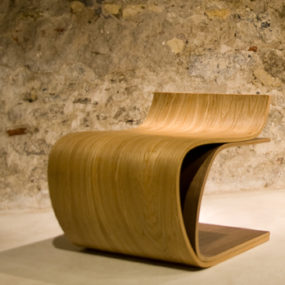 Минималистская деревянная мебель - минималистский стул «Лист» от ilio