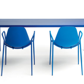 Lacquered Aluminium Table and Chairs from Opinion Ciatti