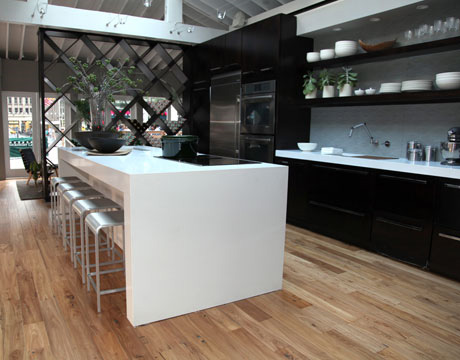 Современная кухня 2010 пример фото
