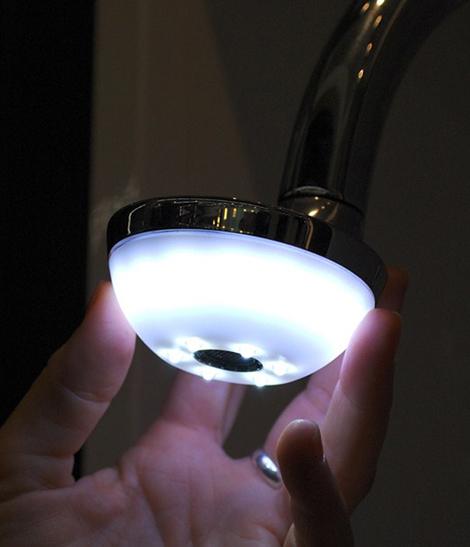 Смеситель для кухни с LED лампой