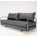 Современный кожаный диван с никилированными подлокотниками