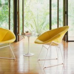 Легкие желтые домашние кресла