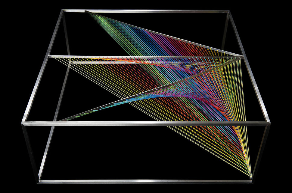 12-вычурная-таблица-вау-фактор-21-prism.jpg