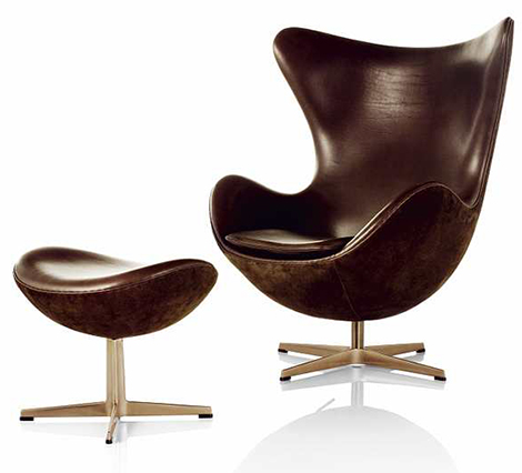 Arne Jacobsen-яйцо-footstool.jpg