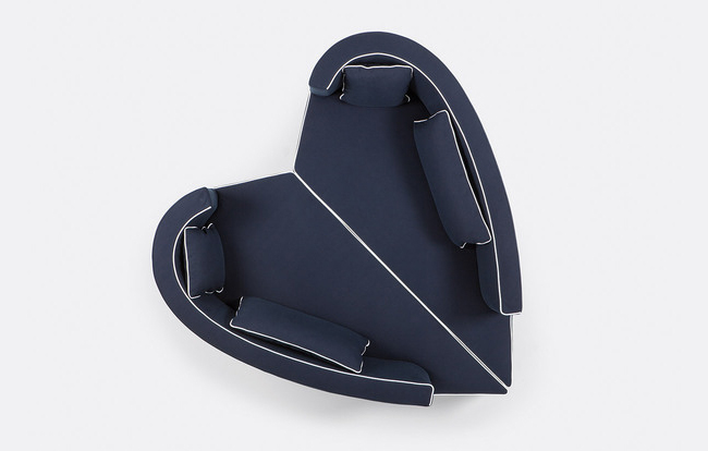jo sofa bruhl 1 heart Jo Sofa By Bruhl