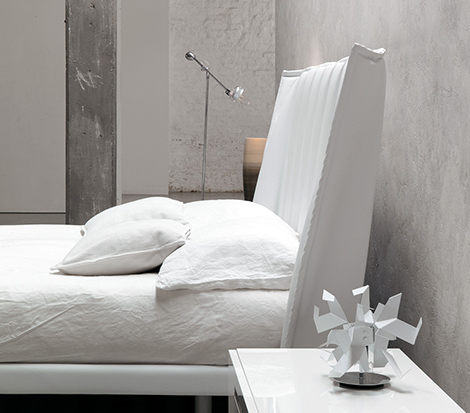 мкр-дом-все-кровать-бело-headboard.jpg