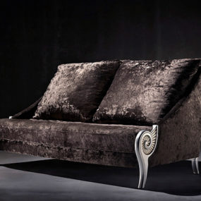 Бархатные диваны и ловезеты от Coleccion Alexandra