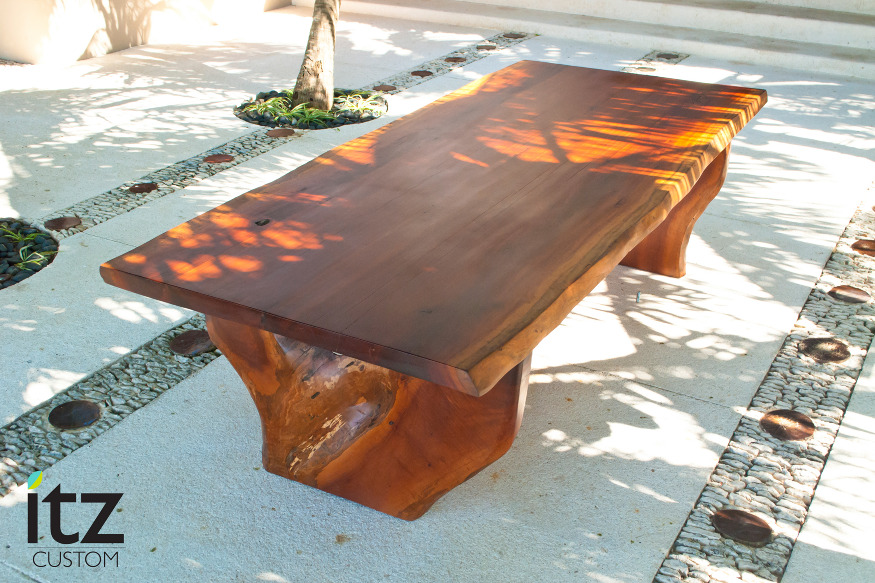 Zapote стол-на-иц-mayanwoodfurniture-сделанный из-спасенного-дерево-3.jpg